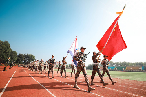 “职场启梦”汇报表演